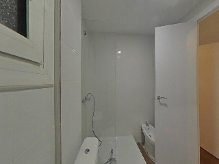 08851-0001 136