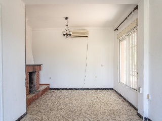 Chalet independiente situado en Marchena 24
