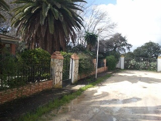Chalet independiente situado en Marchena 36