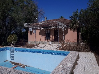 Chalet independiente situado en Marchena 42