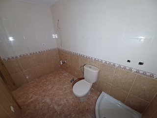 04939-0001 30