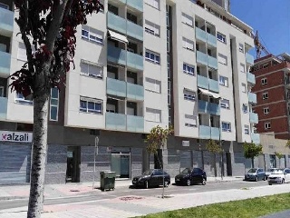 Local comercial en C/ Lieja - Elda - Alicante 2