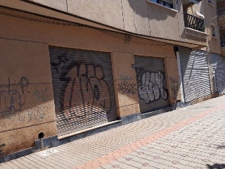Locales comerciales en C/ Miguel de Cervantes - Águilas - 12