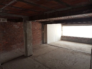 Local comercial en C/ Isaac Albéniz - Fraga - Huesca 16
