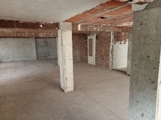 Local comercial en C/ Isaac Albéniz - Fraga - Huesca 22
