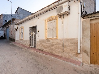 Casa adosada en C/ Solidaridad 50