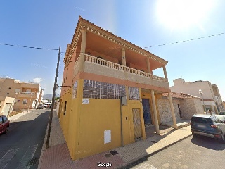 Local en venta en Almería de 158  m²