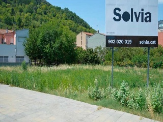 Suelos en C/ Compositor Aubert - Olot - 18