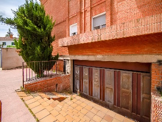 Local en C/ Santa Bárbara - Torrelaguna, Madrid - 100