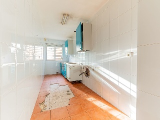 Piso con garaje en C/ Dolores Ibárruri 36