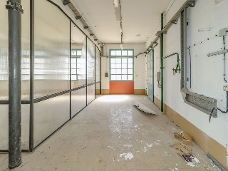 Nave industrial situada en Manresa (Barcelona) 27
