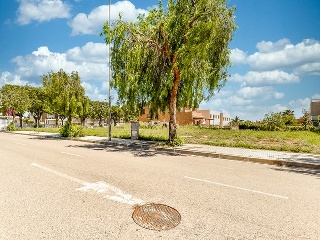 Suelo urbanizable en Les Comes 72