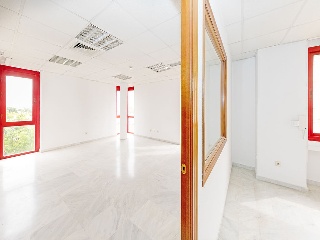 Oficinas en Av Aeronáutica, Sevilla 51
