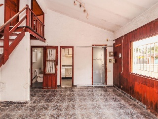 Chalet independiente en C/ Anoia 35