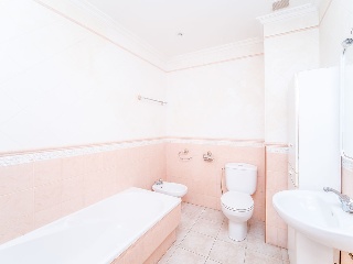 Piso en Av Juan XXIII 87