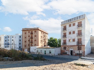 Edificio en C/ Almendro 42