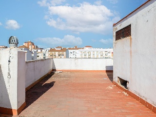 Edificio en C/ Almendro 62