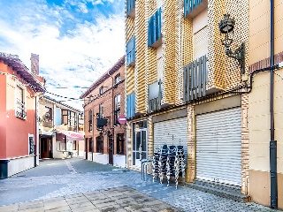 Local en Pz de España 65