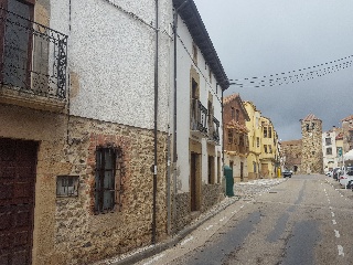 Vivienda en C/ Marqués de Vadillo - Almarza - 33