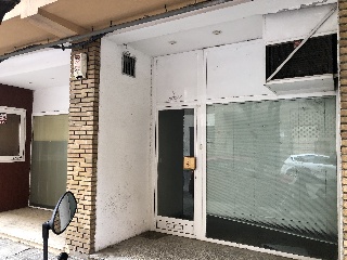 Locales en C/ Tenerías, Huesca  42