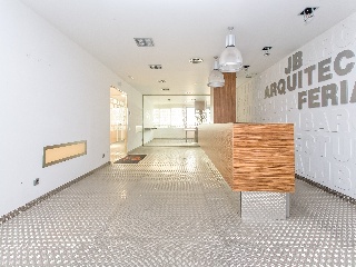 Oficinas en Av. de les Corts Catalanes 79