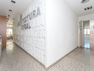 Oficinas en Av. de les Corts Catalanes 82