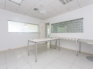 Oficinas en Av. de les Corts Catalanes 101
