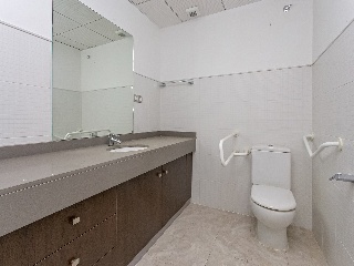 Oficinas en Av. de les Corts Catalanes 102