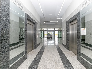 Oficina con garaje en C/ Arquitectura 58