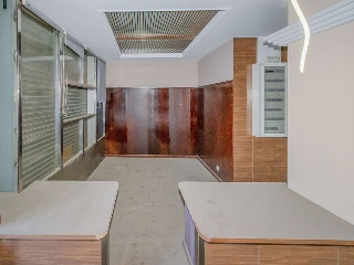 Local en Av Francesc Macià  33