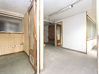Local en Av, Francesc Macià 46