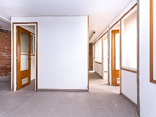 Local en Av, Francesc Macià 69