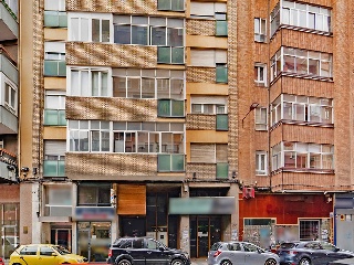 Local en C/ Don Sancho  40