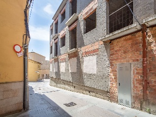 Edificio en C/ Santiago Russinyol 21