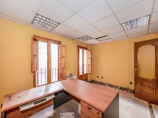 Local en C/ San Ignacio, Valladolid 34
