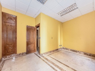 Local en C/ San Ignacio, Valladolid 37
