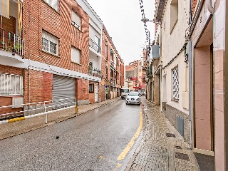 Local en Montcada i Reixac 64