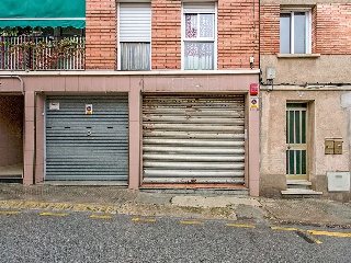 Local en Montcada i Reixac 66