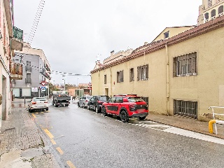 Local en Montcada i Reixac 67