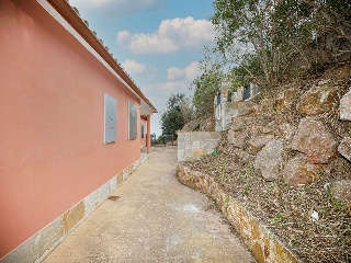 Chalet independiente en C/ Roca del Sol 109