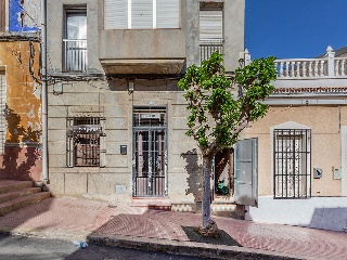 Casa adosada en C/ Del Calvario 52