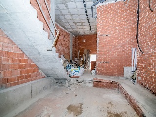 Local comercial en Pz. Jose María Artes  33