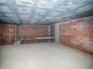 Local comercial en Pz. Jose María Artes  48