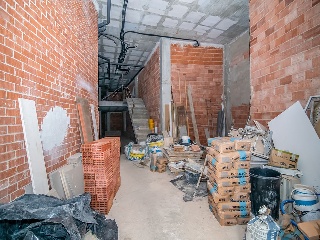 Local comercial en Pz. Jose María Artes  52