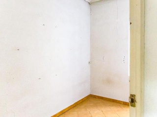 90008-0001 63