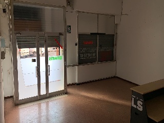 Local en Rd Francesc Macia 25