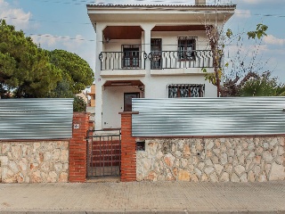 Vivienda unifamiliar en Av/ De L´éstadi La Pobla de Montornés (Tarragona) 124