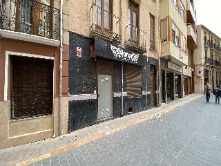 Local comercial en C/ Teniente Hernández Menor 23