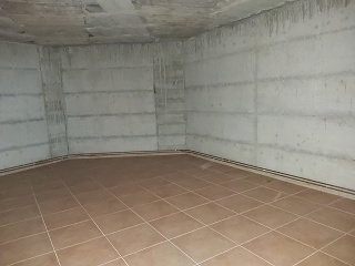 Locales en C/ Andrés Pérez Soto 38
