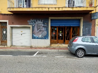 Locales en C/ Castell D´Aro 25